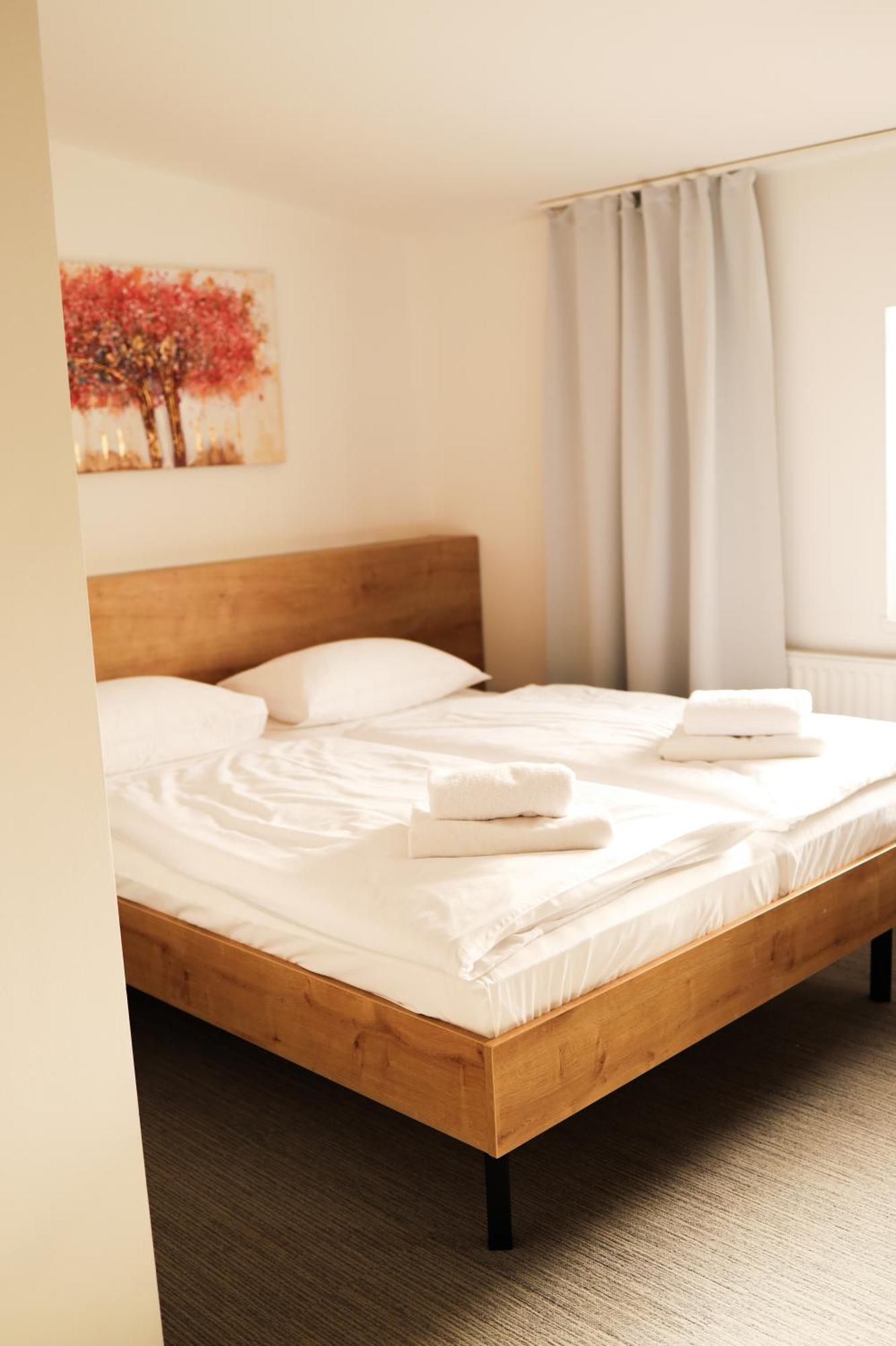 Golden Golem Hotel & Spa プラハ エクステリア 写真