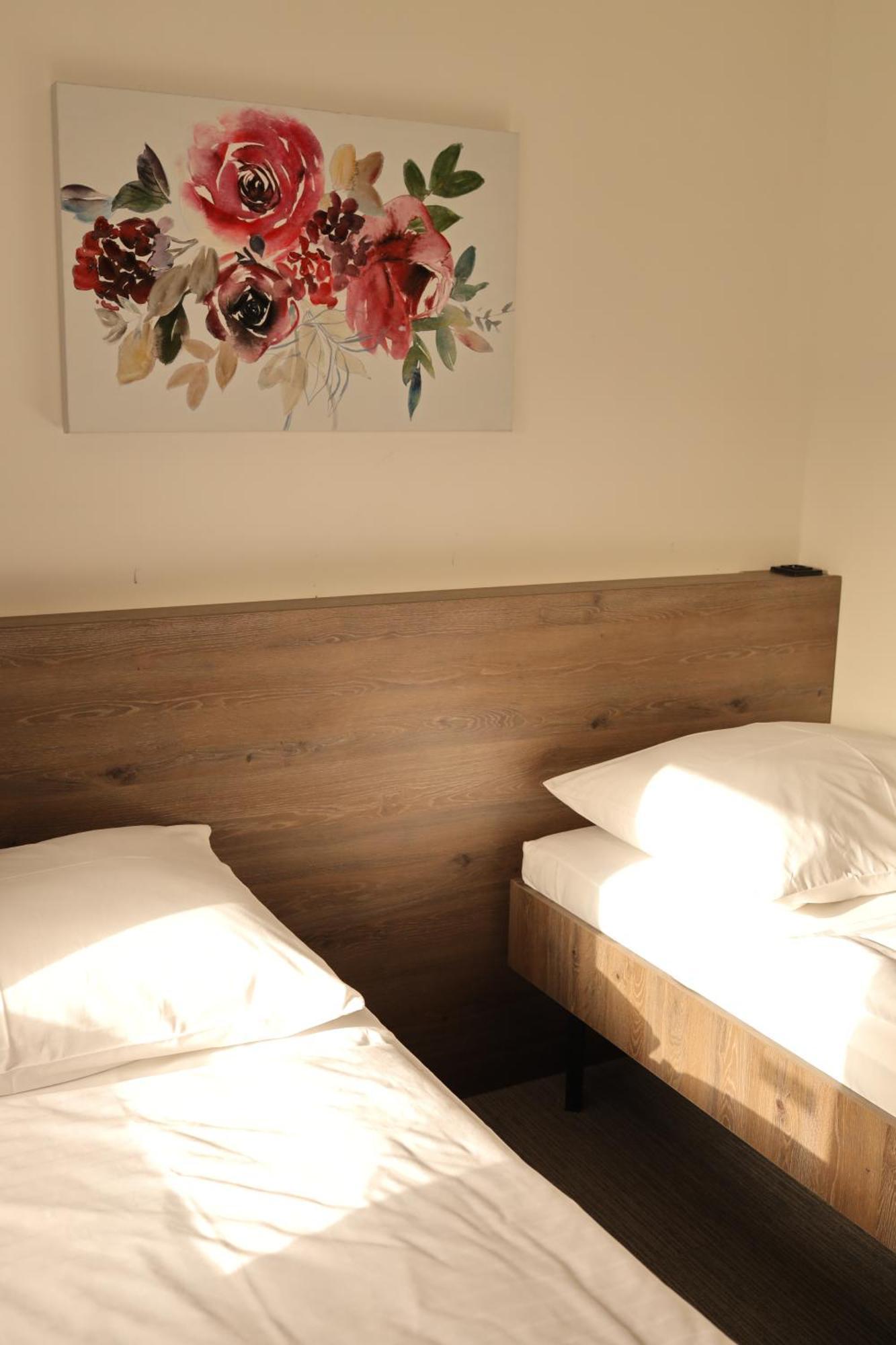 Golden Golem Hotel & Spa プラハ エクステリア 写真